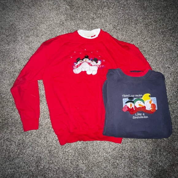 2 Cute Grandma Snowman Crewnecks - Picture 1 of 2